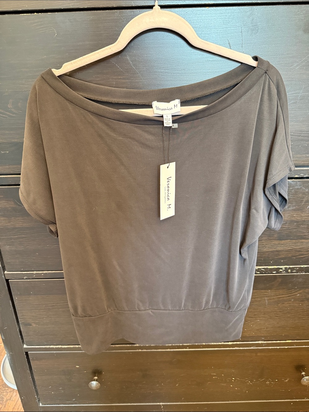 NWT Veronica M Black Banded Hem Boat Neck Dolman Top Size Small TF-1907